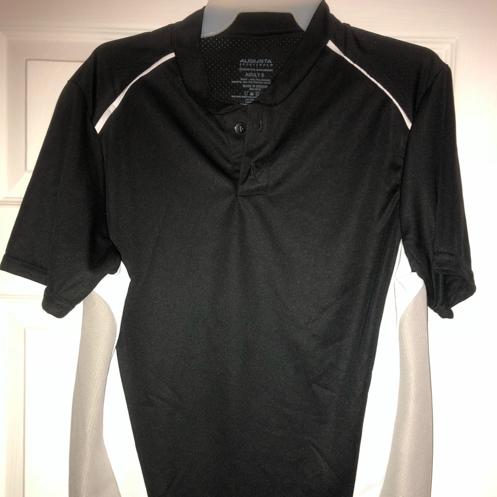 Short sleeve button up shirt